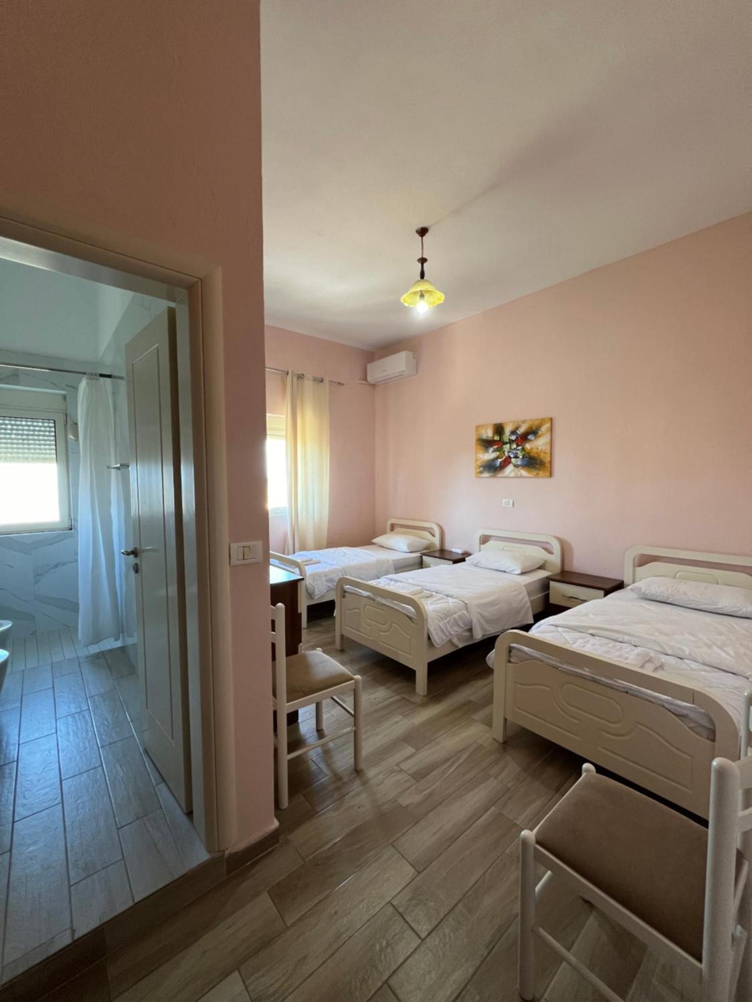 Vila 3 Rooms Durrës 외부 사진